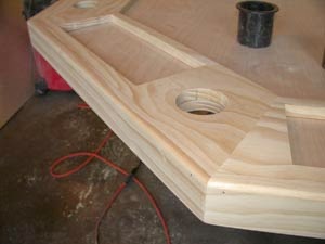 Woodworking Plans Reviewed: How to Build a Poker Table ...