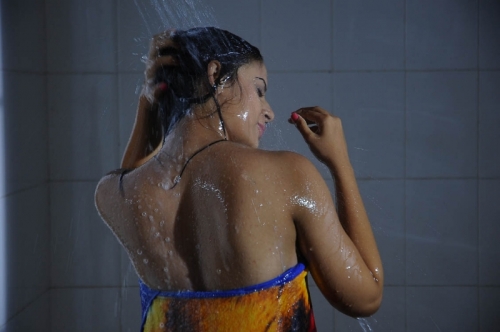 Anuhya Reddy in Towel Spicy Pictures unseen pics