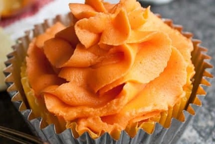 How to Make Harvest Cupcakes with Orange Frosting