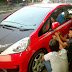 Gambar Modifikasi Stiker Mobil Hrv Merah Keren