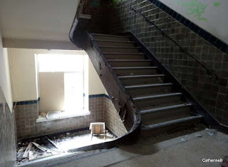 urbex-escaliers-jpg