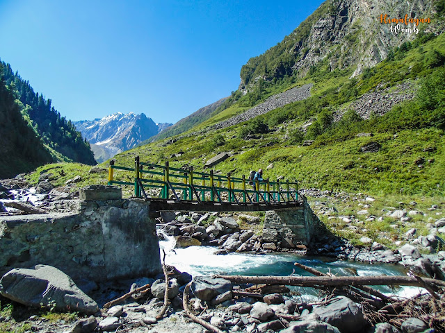 on the way to kugti village