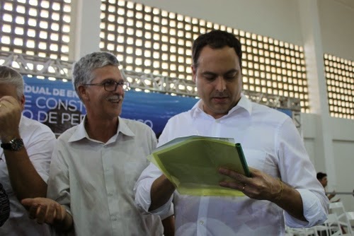 Vereador Afrânio Marques entrega projeto ao governador com sugestões para amenizar a seca