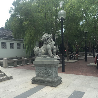 Chinese Garden of Friendship Darling Harbour. Photography by Rachel Hancock @retrogoddesses