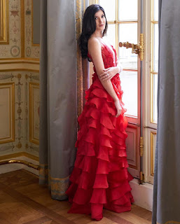 long red dress shanaya kapoor