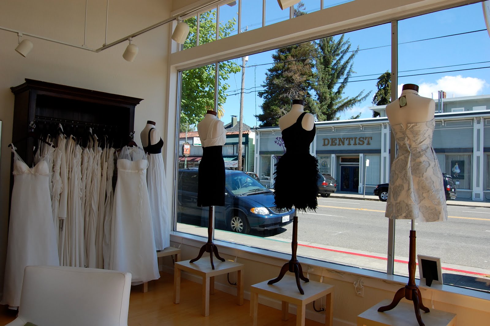 Amazing East Bay Bridal & Dress Shop - Lilac Dress Boutique