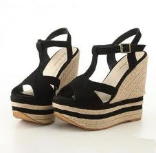 Sandal Wedges Terbaru