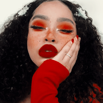 Maquillaje aesthetic rojo