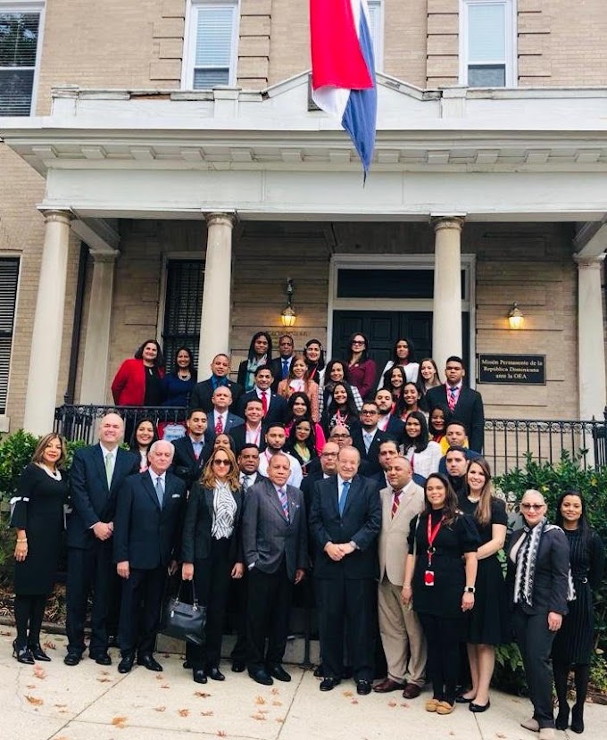 EMBAJADOR JOSÉ TOMÁS PÉREZ APERTURA DÉCIMA EDICIÓN DEL “PROGRAMA LÍDERES VISITANTES” CON PARTICIPACIÓN DE ESTUDIANTES DE LA UASD E INTEC