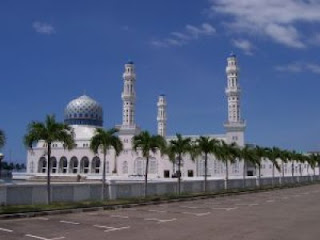 12 Ayat Al-Quran Tentang Masjid