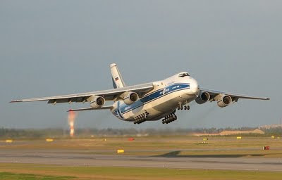 O maior avião do mundo nos céus de São Paulo