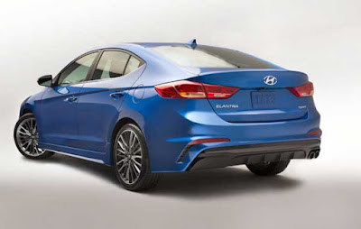 New 2017 Hyundai Elantra Rear angle Hd Photos