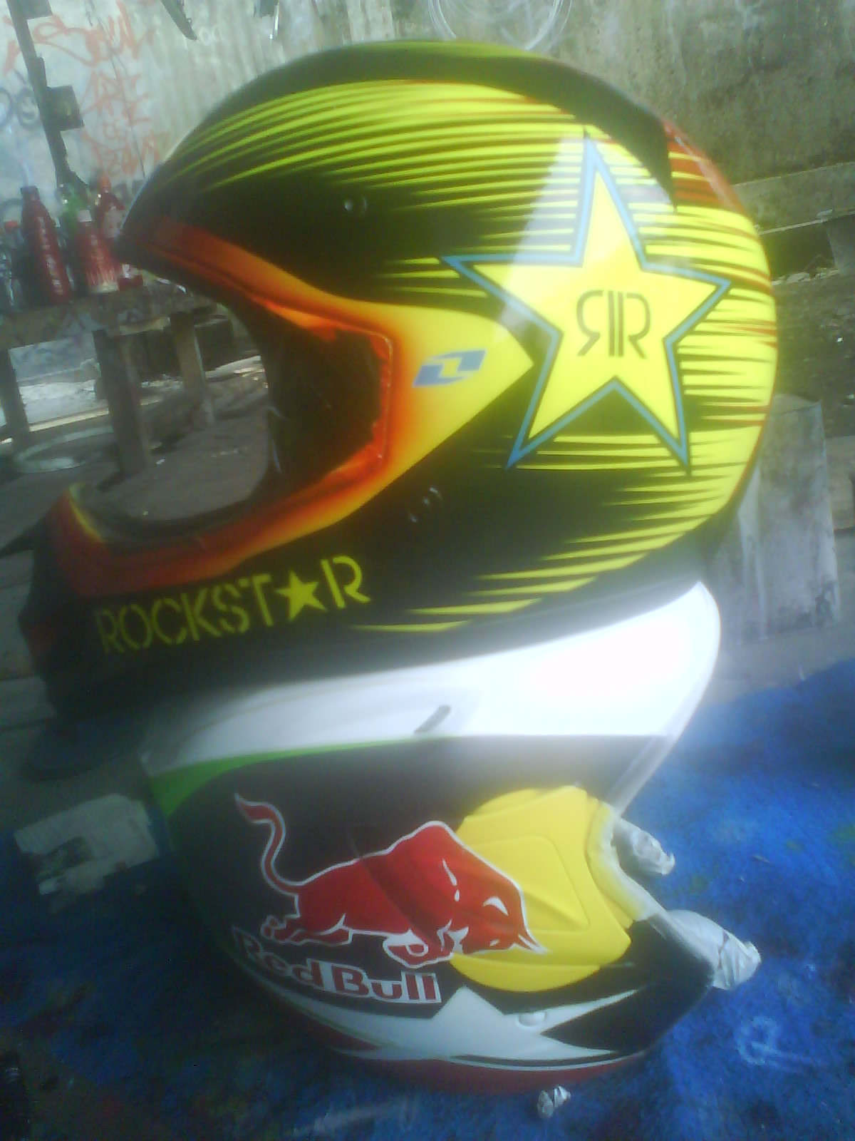 Gallery Otomotif: Helm Full Air brush