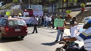 Protestan transportistas contra ayuntamiento de Acapulco