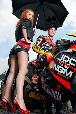 Sexy and hot umbrella girl MotoGP Estoril Portugal 2011