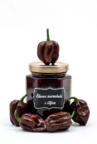 Slivova marmelada s čilijem chocolate habanero in rumom