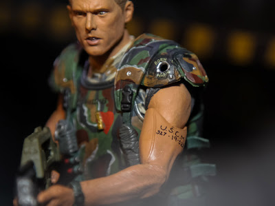 NECA 2013 Toy Fair Display Pictures - Aliens figures