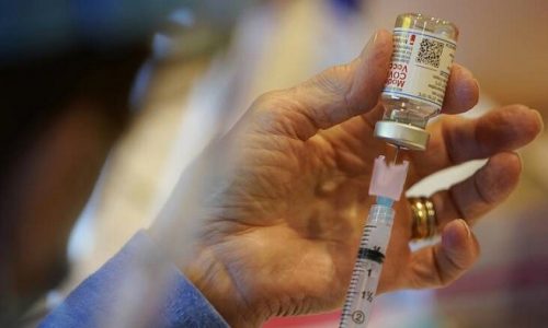 Από σήμερα 19 Δεκεμβρίου 2022 ο εμβολιασμός κατά της γρίπης για το 2022-2023 θα εκτελείται στα φαρμακεία χωρίς να είναι απαραίτητη η προσκόμιση ιατρικής συνταγής για κάποιες κατηγορίες του πληθυσμού.