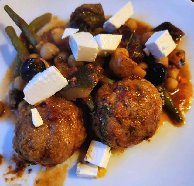 Tajine met gehaktballen en feta