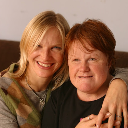 photo of the broadcaster Jo Whiley with her arms around her sister Frances