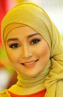 Model jilbab untuk wajah bulat