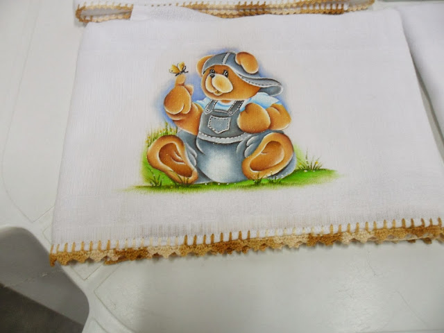 pintura para fralda com urso