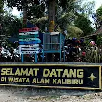 foto gerbang selamat datang di wisata alam kalibiru