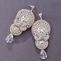 http://soutachegallery.blogspot.com/2014/09/atena-krysztaki-swarovski-oraz-kryszta.html