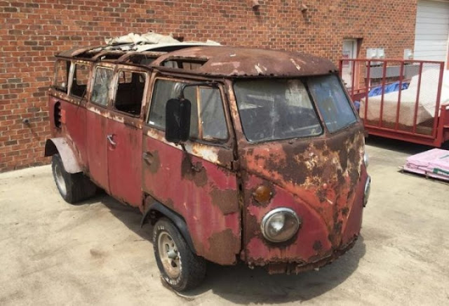 Tersadai Lebih 43 Tahun, Volkswagen Microbus Ini Di Jual Dengan Harga RM 40,000