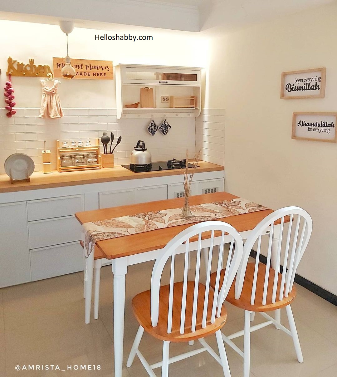 6 Inspirasi Ruang Makan Yang Menyatu Dengan Dapur Solusi Rumah Mungilmu Nih HelloShabbycom Interior And Exterior Solutions