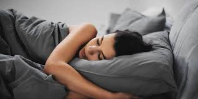 how does sleep affect your heart rate?