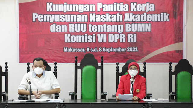 Dekan Fakultas Hukum Unhas Terima Kunjungan Kerja Panja Komisi VI DPR RI 