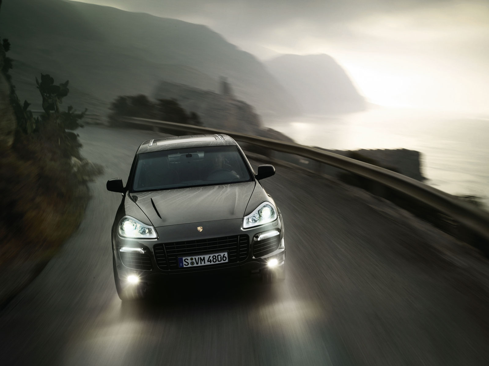 Porsche Cayenne Turbo Wallpapers
