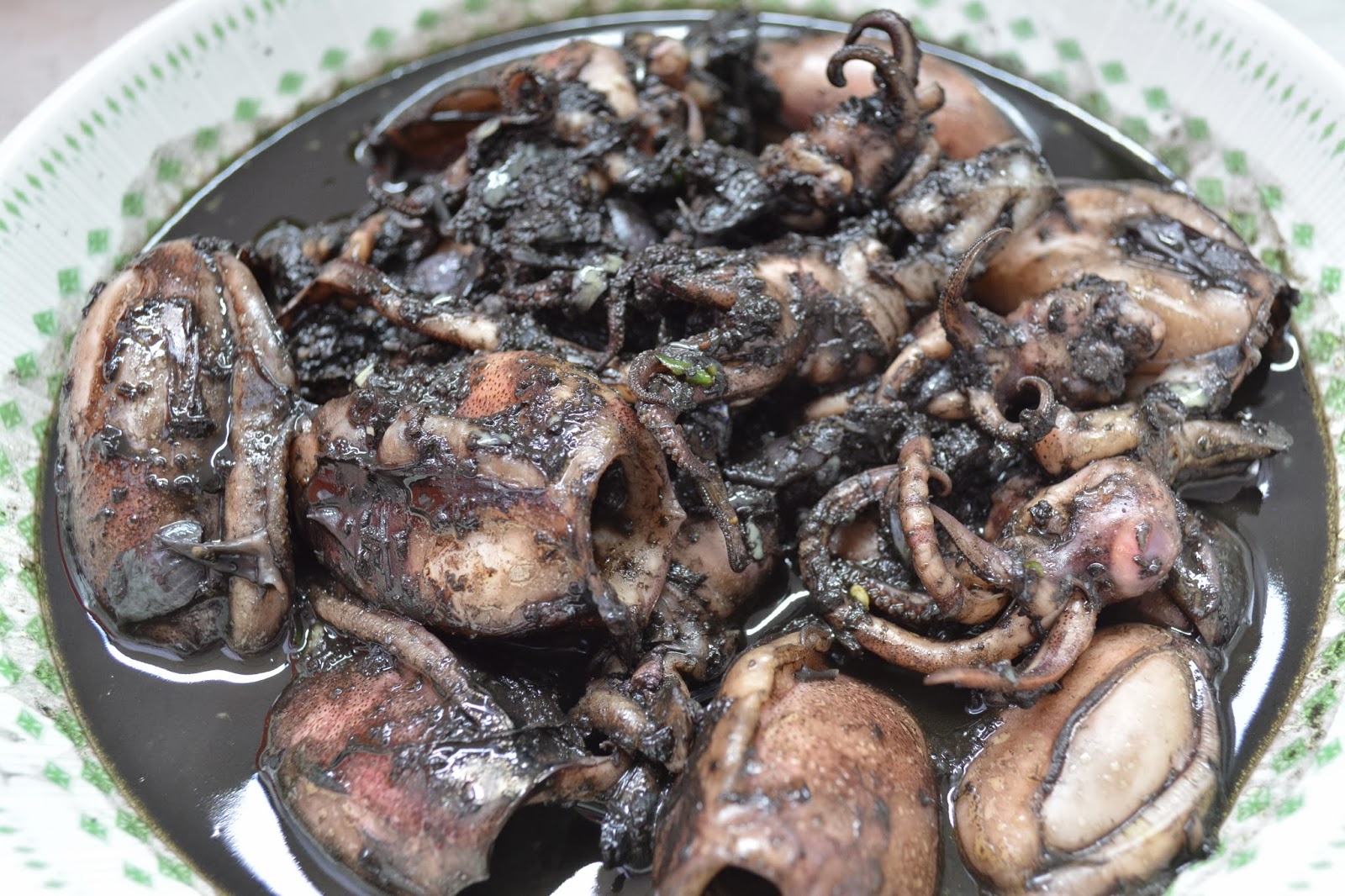 I Am Fatin :. *~: [Recipe] Sotong Masak Hitam / Dakwat 