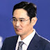 El heredero de Samsung sale de prisión tras una reducción de su condena