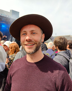 Lee modelling my hat