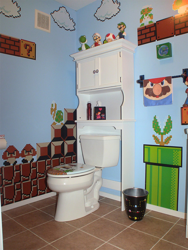 Amazing Mario, Donkey Kong and Pac Man Bathroom