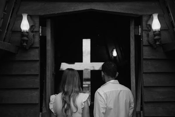 How to Stay Pure in a Christian Relationship and Love God's Way !!