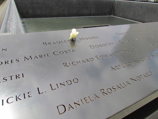 SeveralMemorialsto911Victims-5-2015-06-3-22-18.jpg
