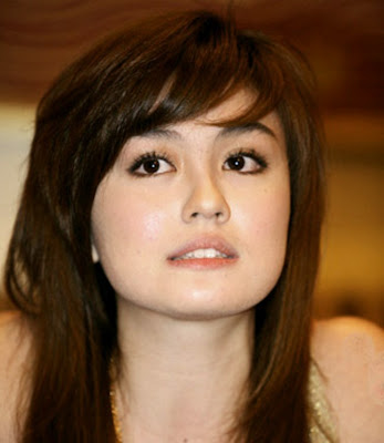 Foto Hot Toket dan Paha Mulus Agnes Monica