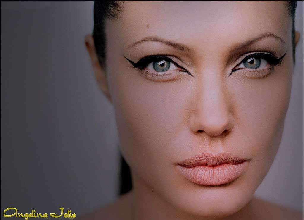 Angelina Jolie pictures