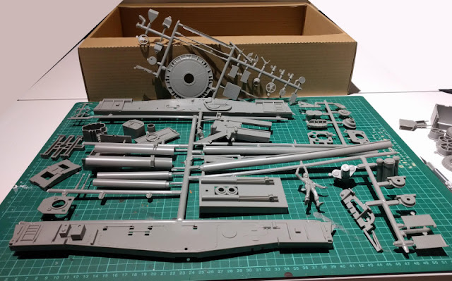 Kit pieces overview: cannon frame