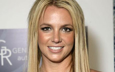 Britney Spears' Womanizer hit #1 in the Billboard chart