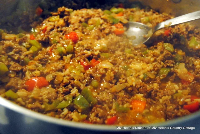 Rancher Pot Pie at Miz Helen's Country Cottage