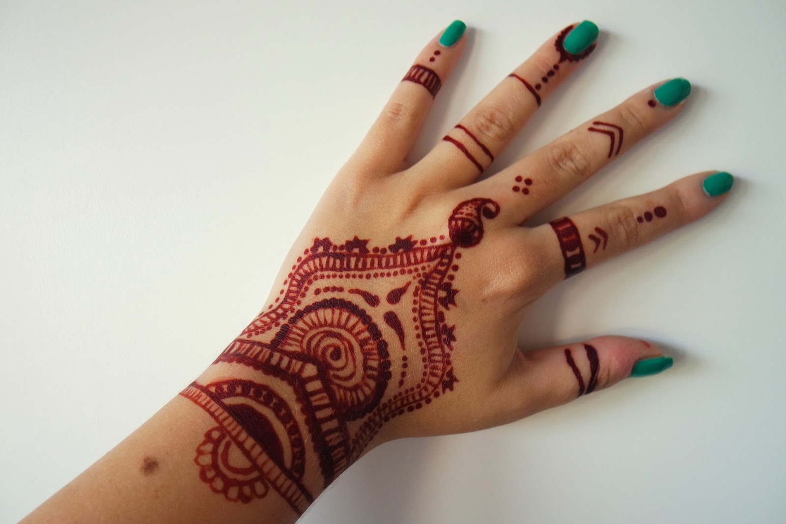 henna tattoos selber machen - Henna Farbmischungen zum selber machen Sprechzimmer