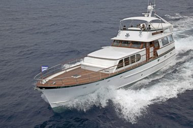 Charter motoryacht VICTORIAN ROSE in New England this summer with ParadiseConnections.com Yacht Charters