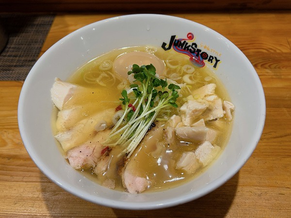 らーめんstyle JUNKSTORY 本店の塩のキラメキ ハマグリVer