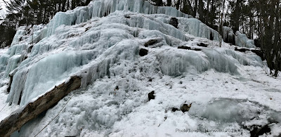 rumney, ice climbing, parking lot wall