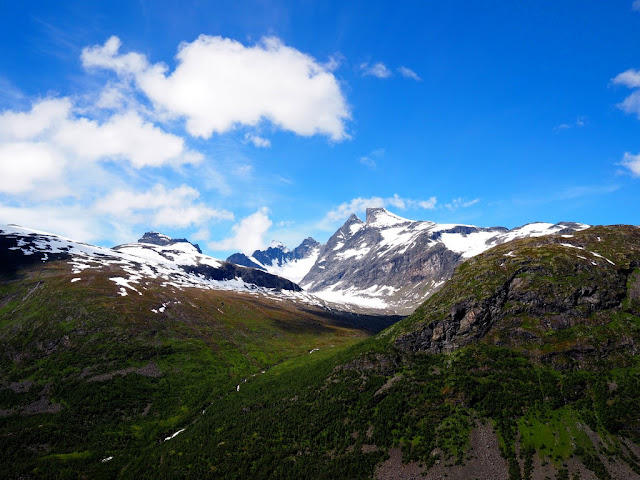 Příroda, hory, krásné počasí, trek, turistika, žádní lidé, Norsko, Jotunheimen