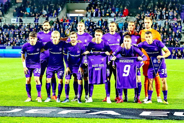 FK AUSTRIA WIEN. Temporada 2022-23. Lucas Galvão, Georg Teigl, Matteo Meisl, Manuel Polster, Christian Früchtl. Dominik Fitz, Matthias Braunöder, Andreas Gruber, Reinhold Ranftl, Aleksandar Jukic, Manfred Fischer. FK AUSTRIA WIEN 0 VILLARREAL C. F. 1 Jueves 13/10/2022, 18:45 horas. Liga Conferencia Europa de la UEFA, fase de grupos, Grupo C, jornada 4. Viena, Austria, Viola Park: 15.000 espectadores. GOLES: 0-1: 88’, Nicolas Jackson.